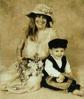 cadenandmama.jpg